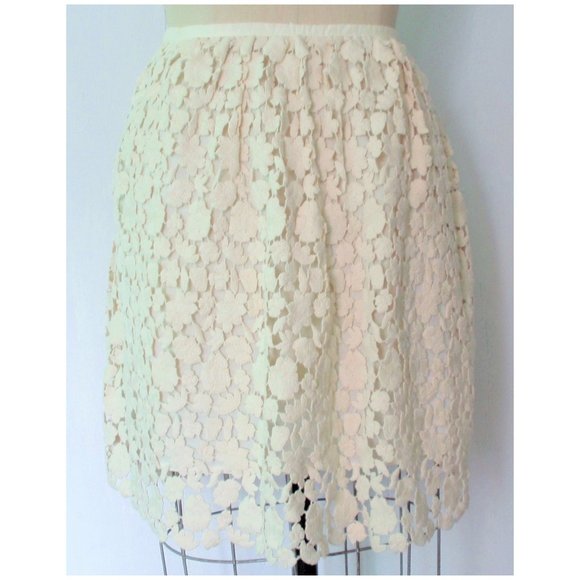 CLUB MONACO NATURAL IVORY COTTON FLORAL CROCHET COQUETTE MINI SKIRT 8 NWT - Picture 4 of 7